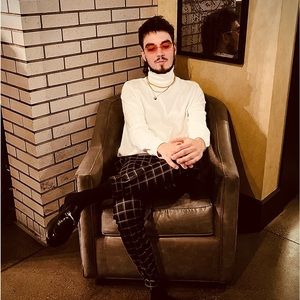 Meet your Posher, Willie